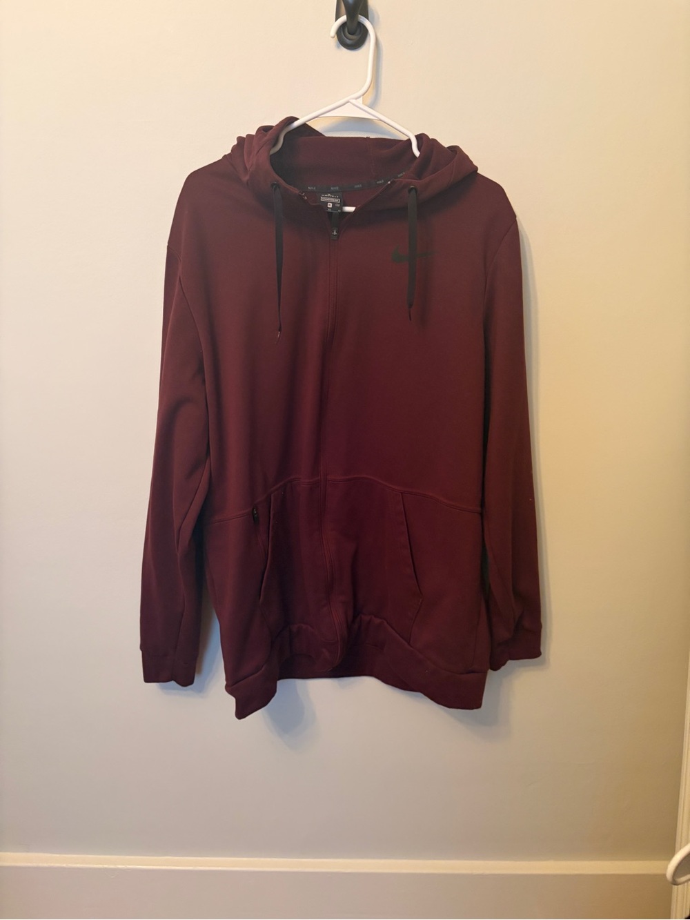 Nike Men's Maroon Full-Zip Hoodie with Drawstring